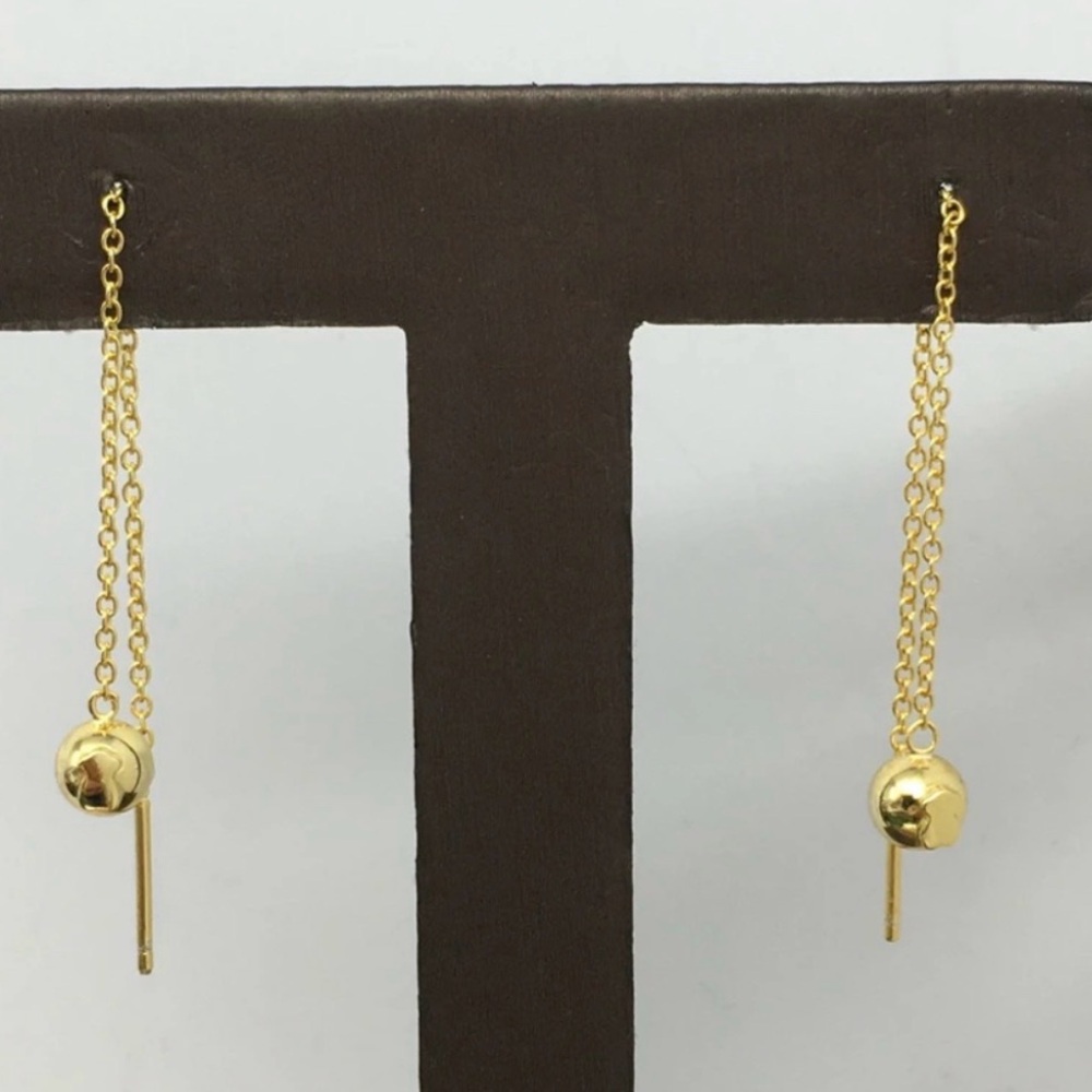 Cool Joy earrings in gold on a chain 925